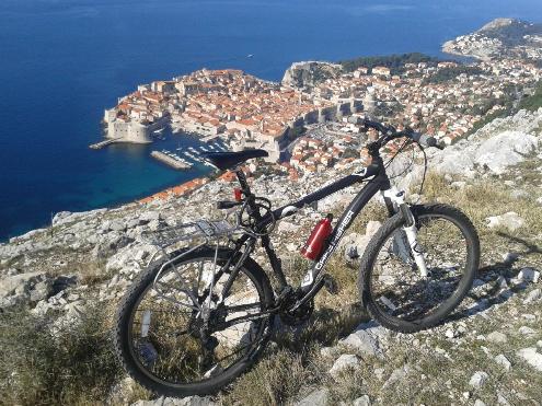 12 - Cykling.jpg